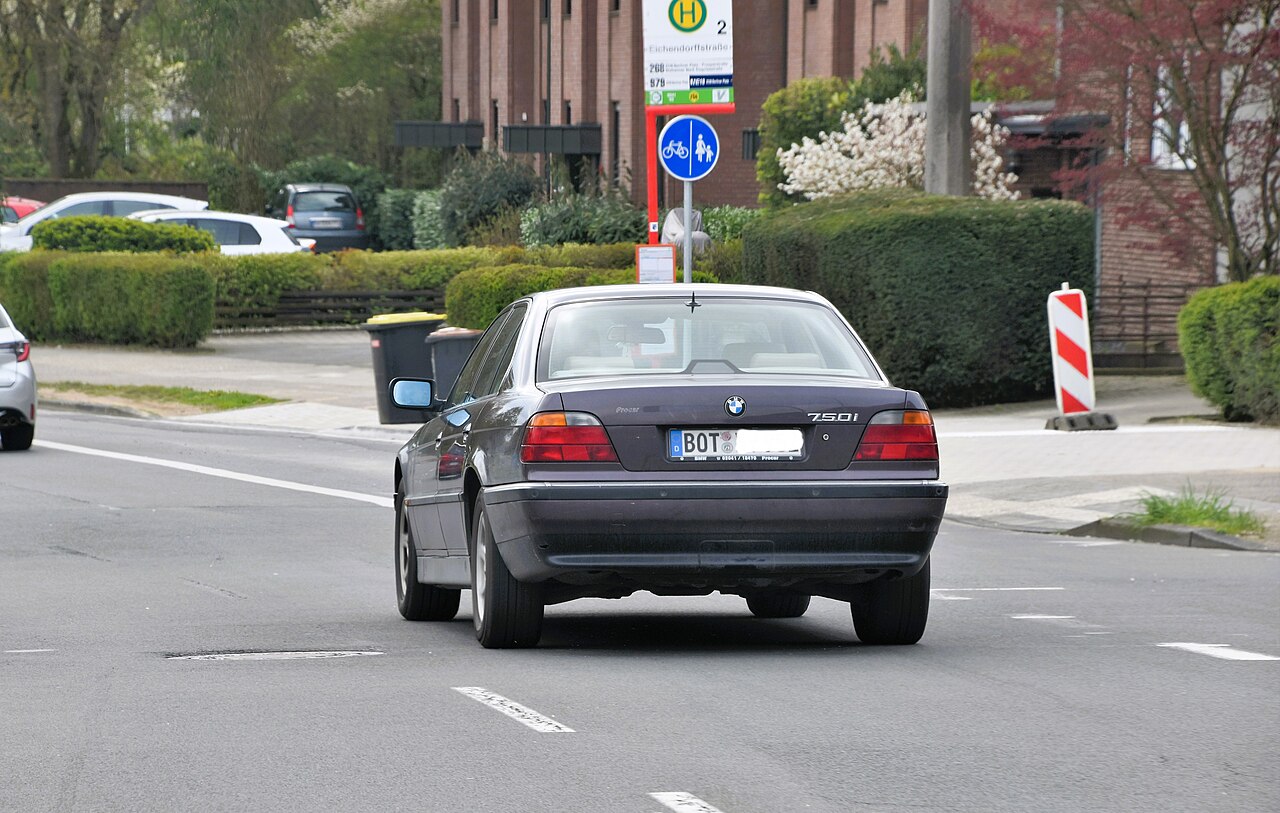 2020 BMW 750i