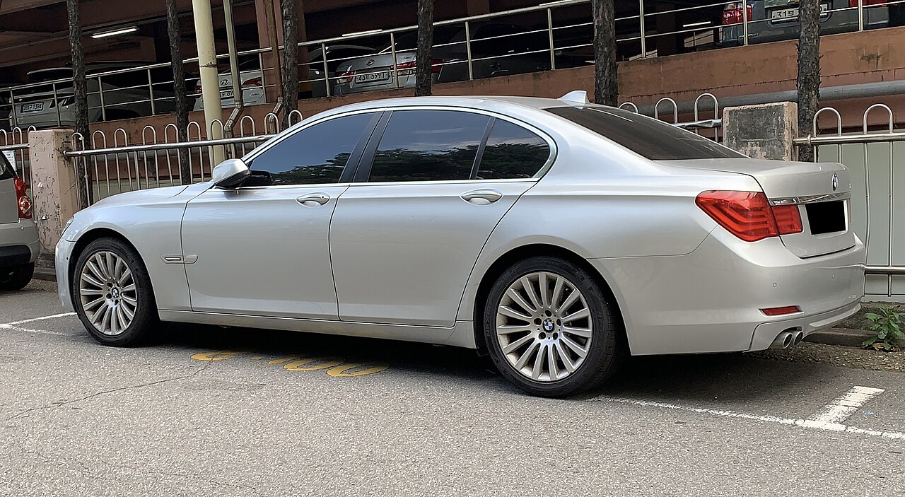 2012 BMW 750Li
