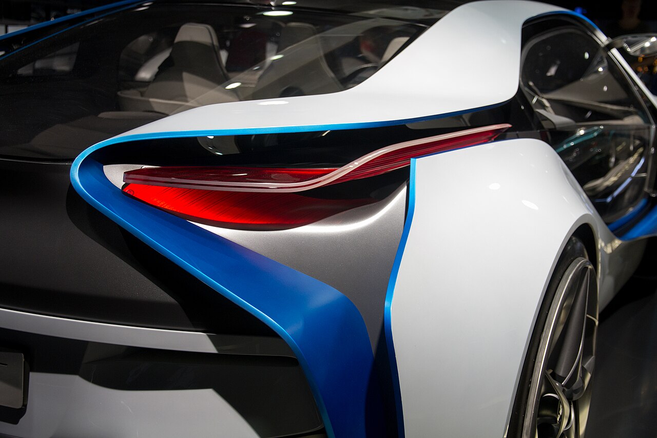 2016 BMW i8