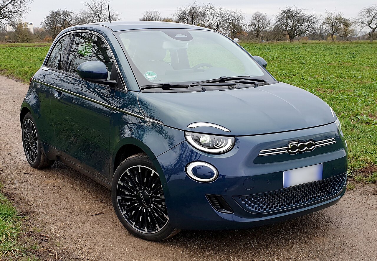2024 FIAT 500e