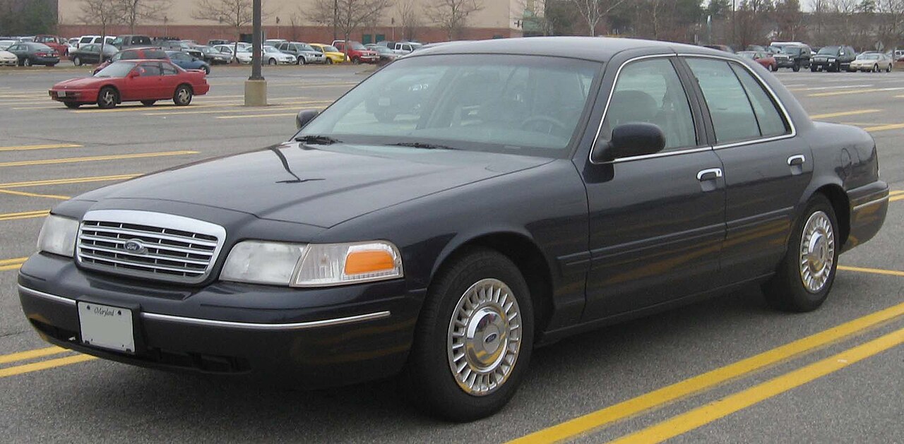2005 Ford Crown Victoria