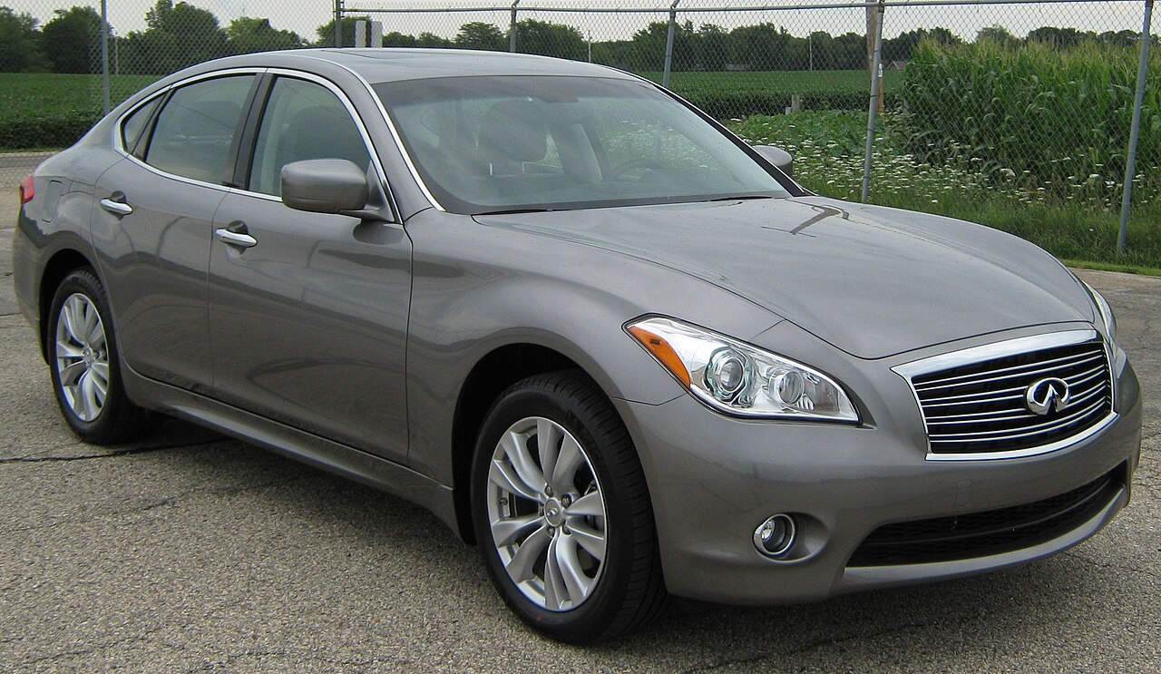 2011 INFINITI M37