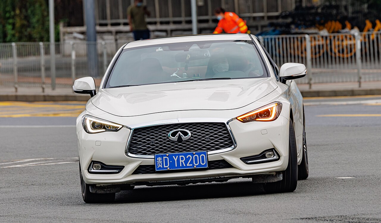 2017 INFINITI Q60
