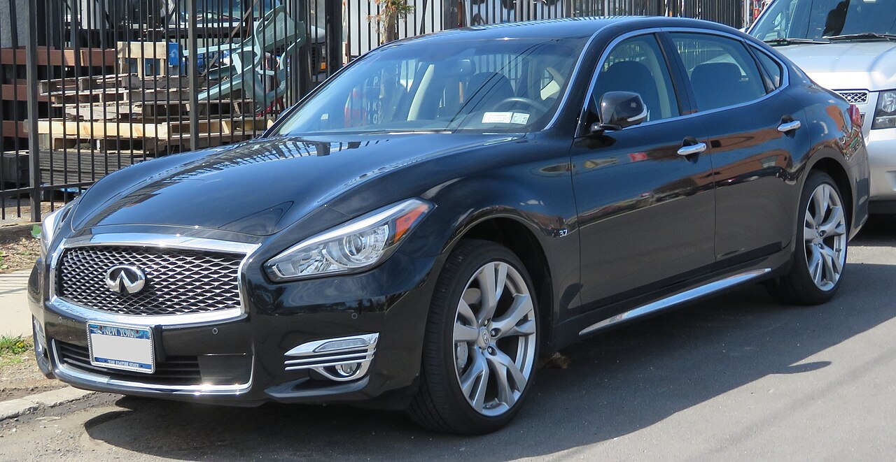 2015 INFINITI Q70