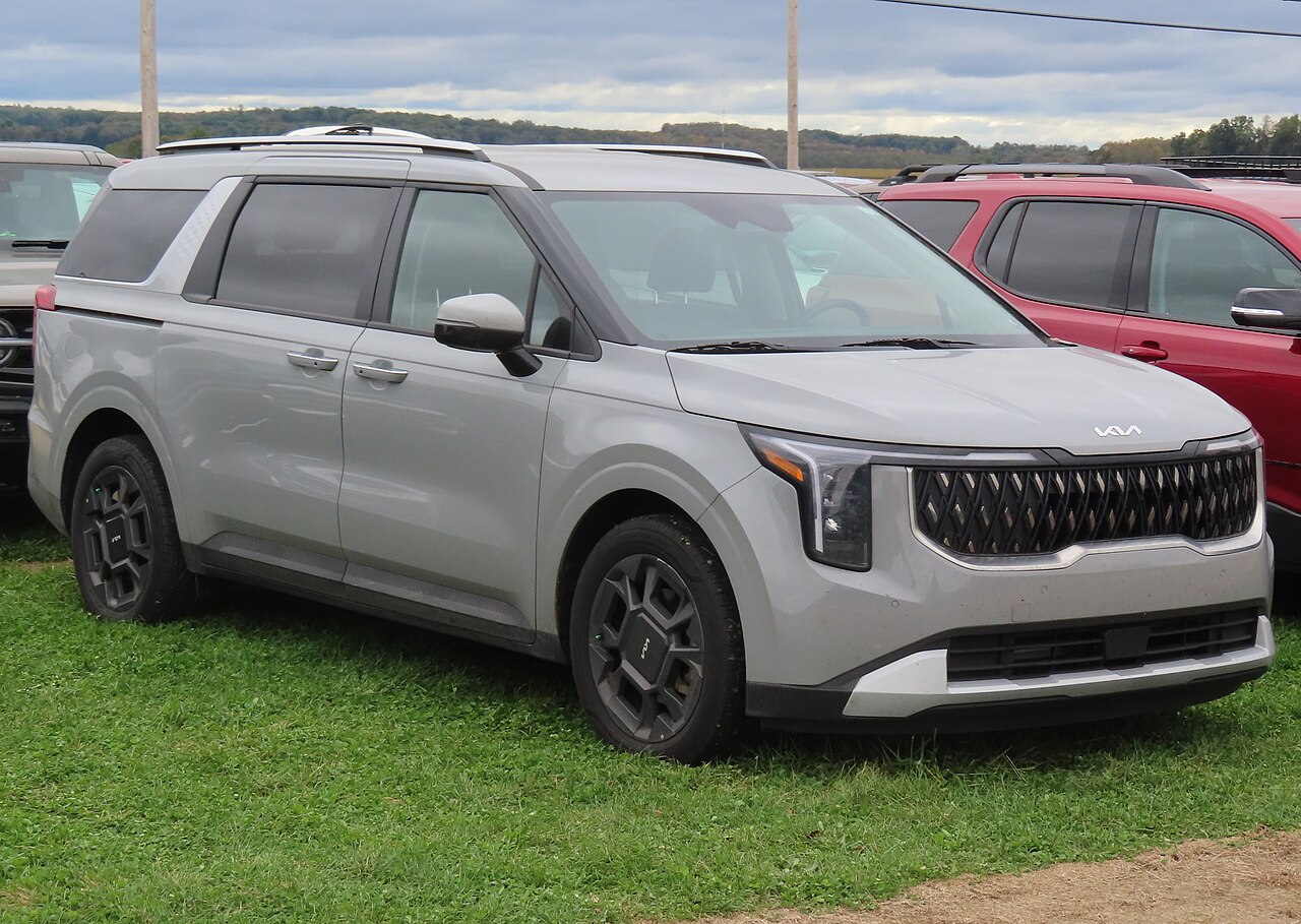 2025 Kia Carnival