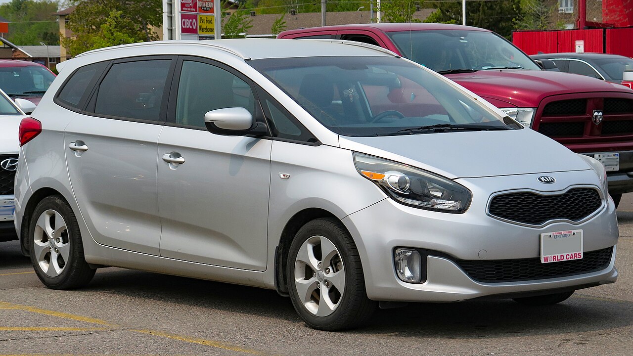 2009 Kia Rondo