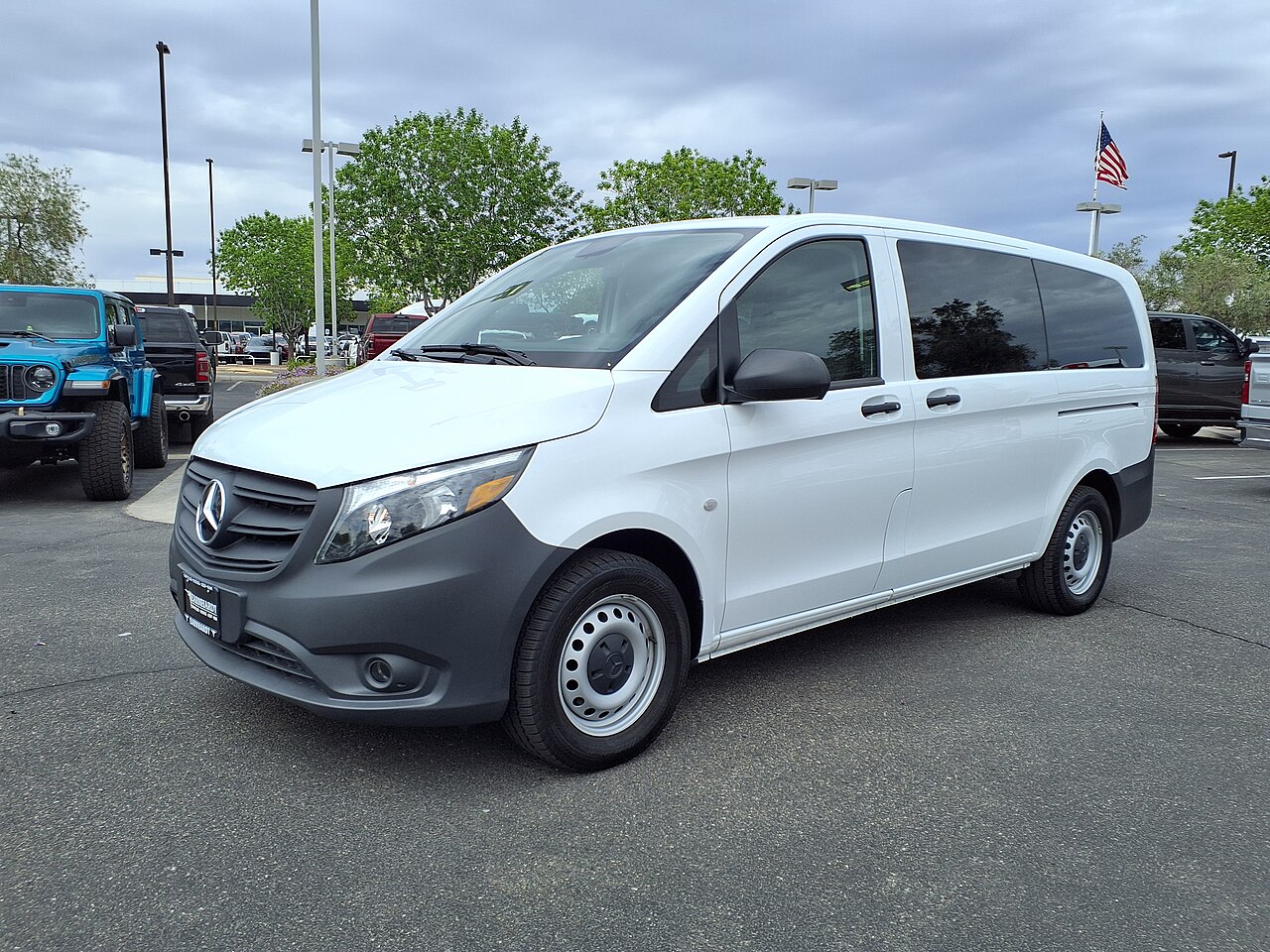 2023 Mercedes-Benz Metris
