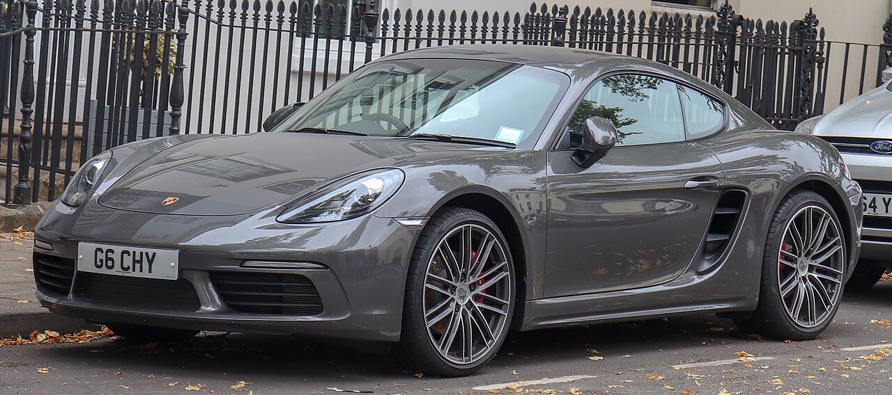 2017 Porsche 718 Cayman
