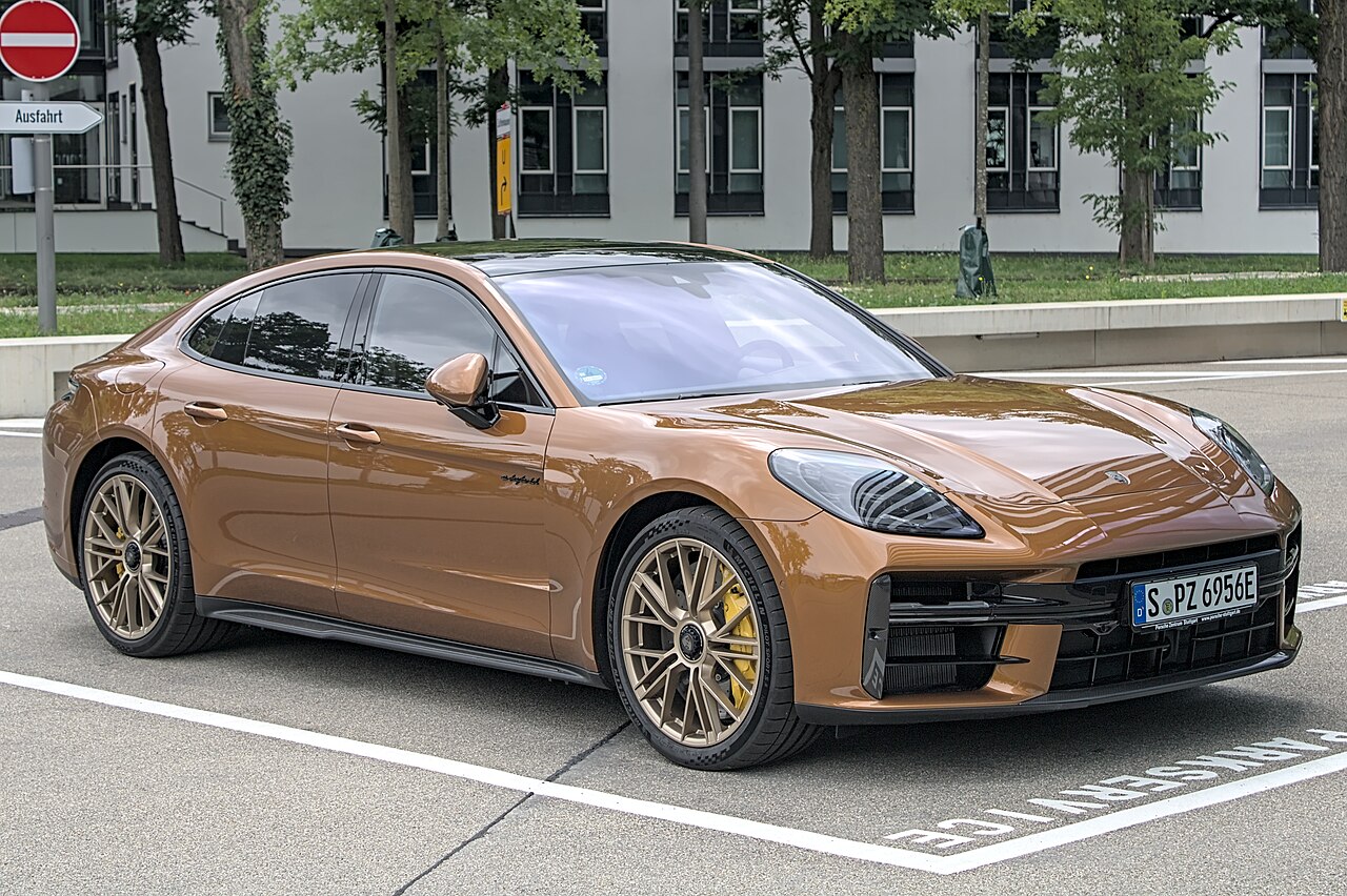 2026 Porsche Panamera