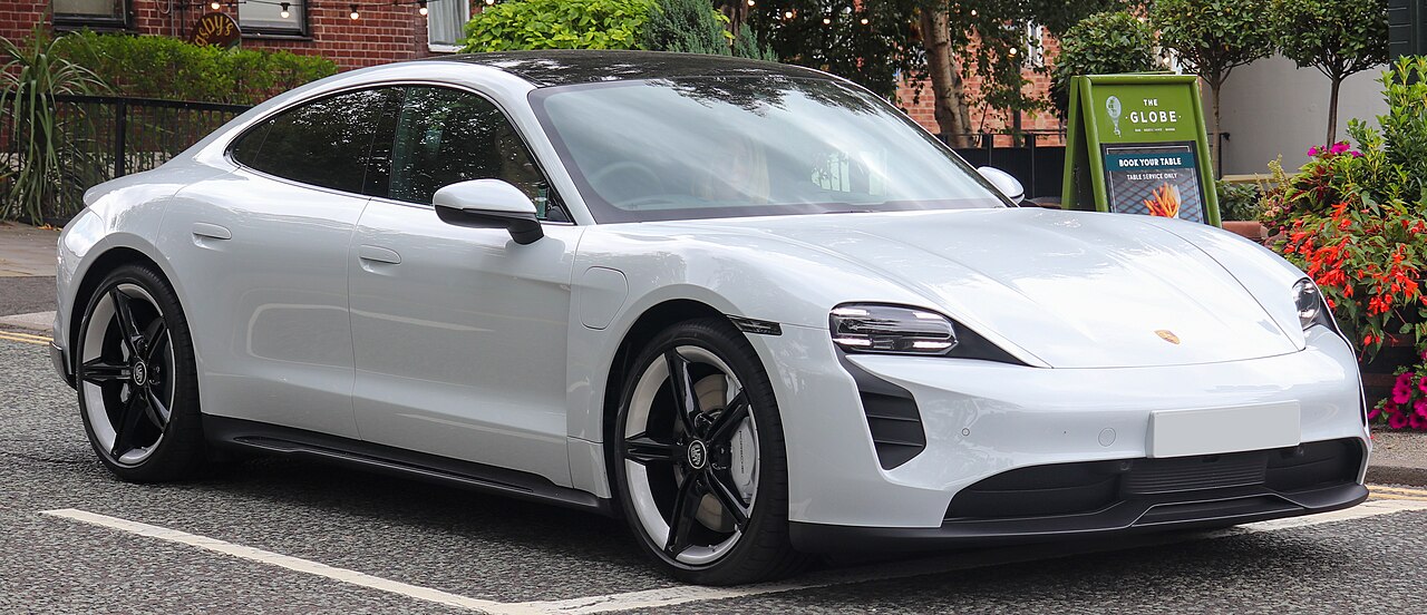 2023 Porsche Taycan