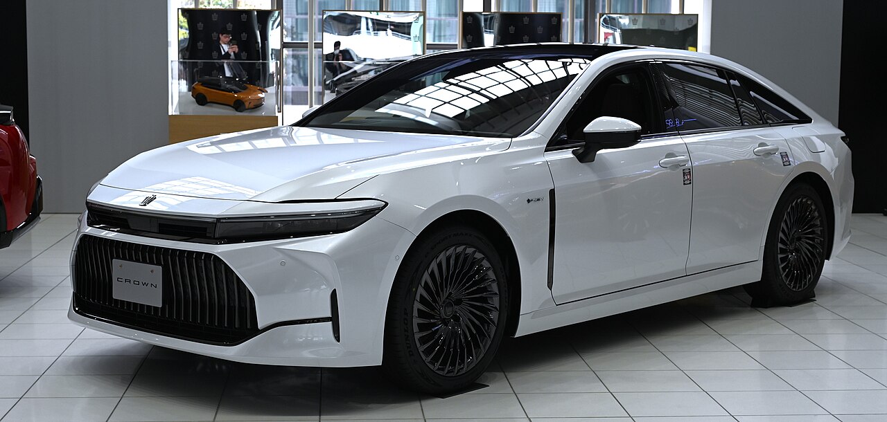 2025 Toyota Crown Signia