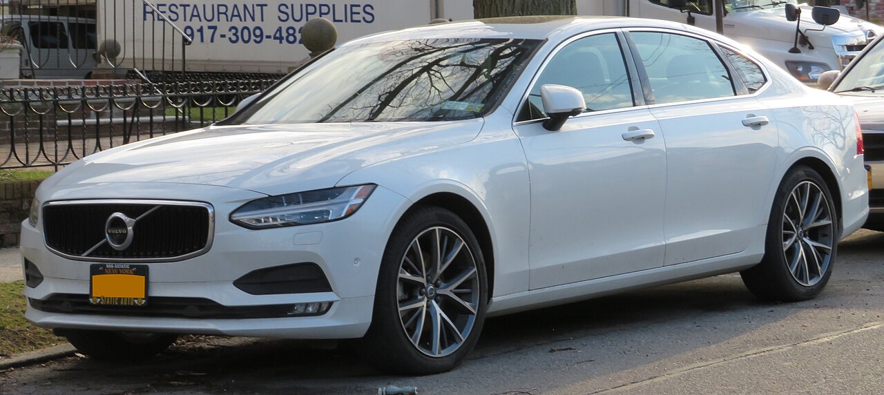 2018 Volvo S90